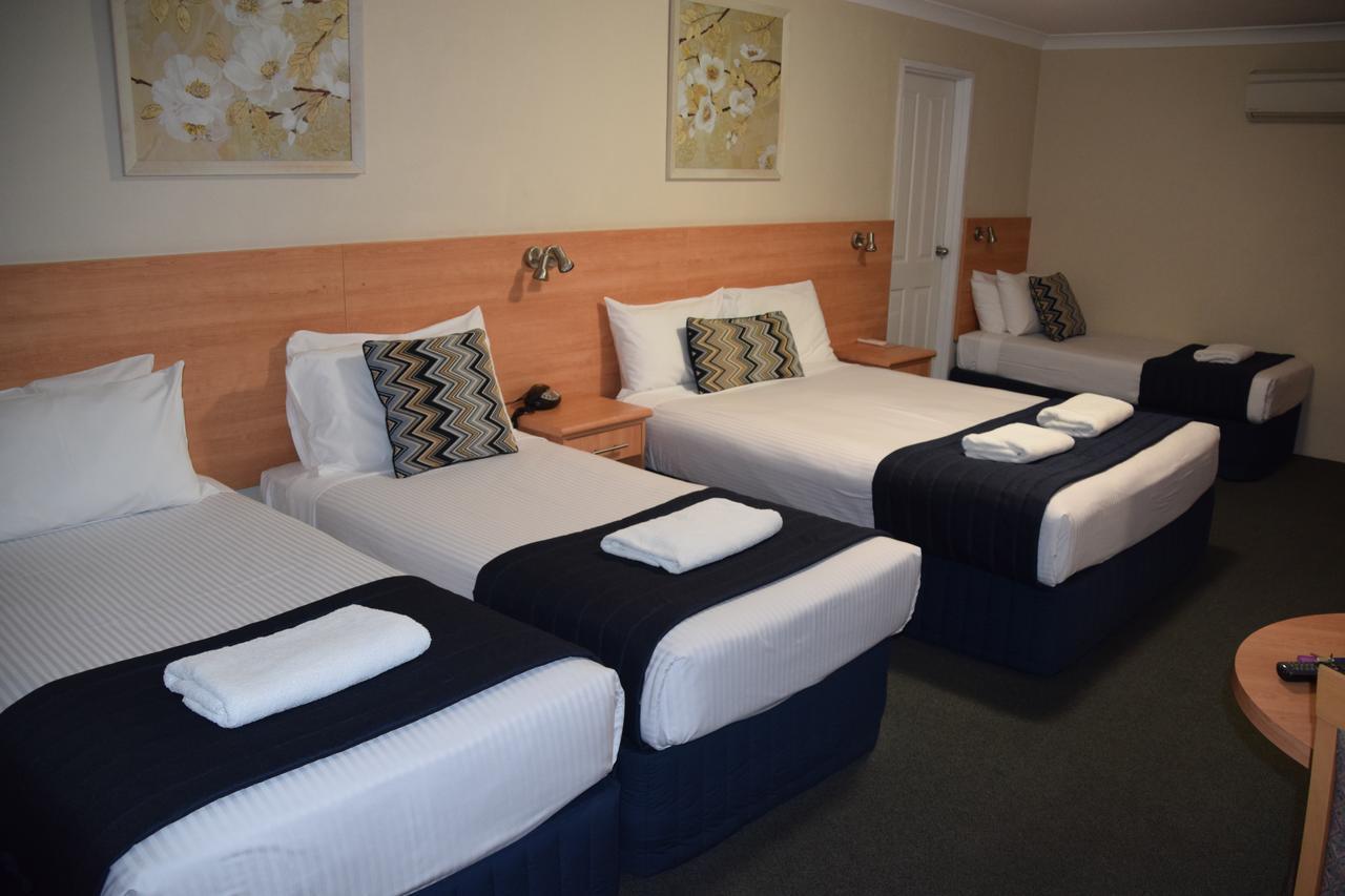 Best Western Coachman'S Inn Motel Bathurst Exterior foto